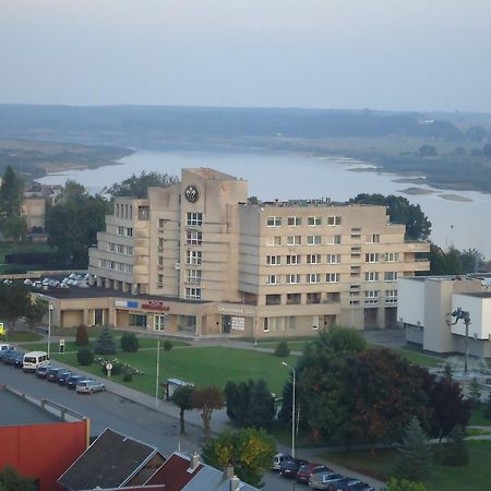 Viesbutis Jurbarkas Hotel Buitenkant foto