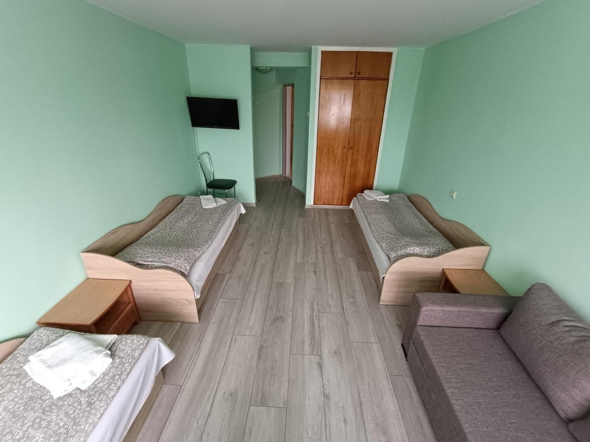 Viesbutis Jurbarkas Hotel Buitenkant foto