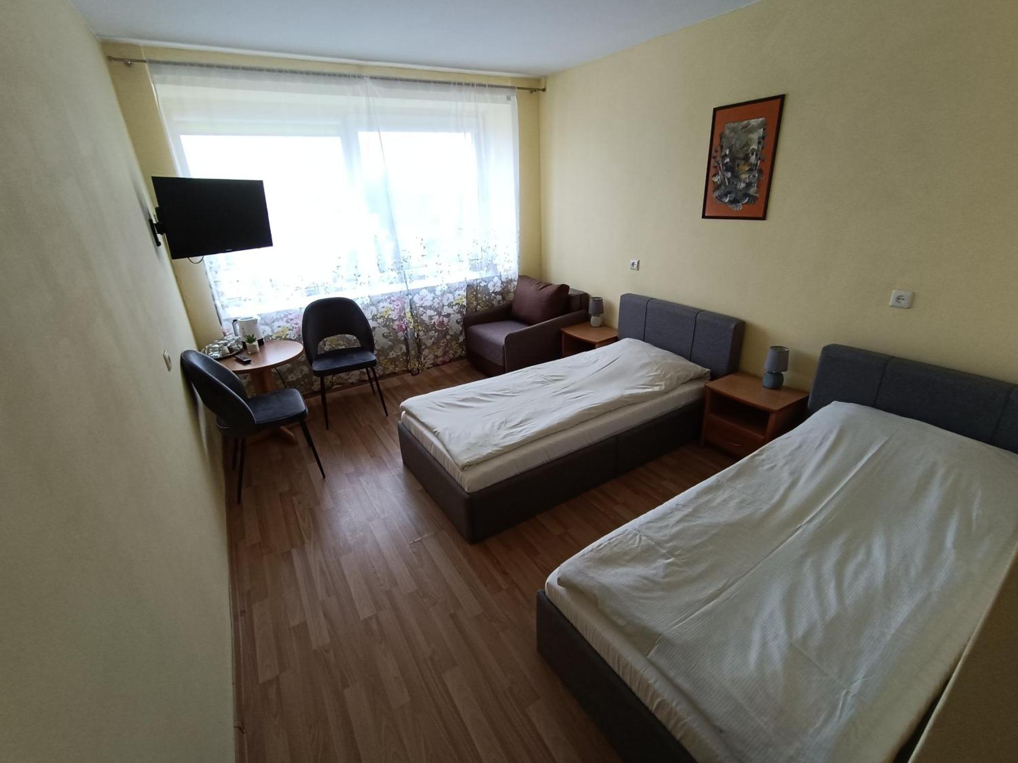 Viesbutis Jurbarkas Hotel Buitenkant foto