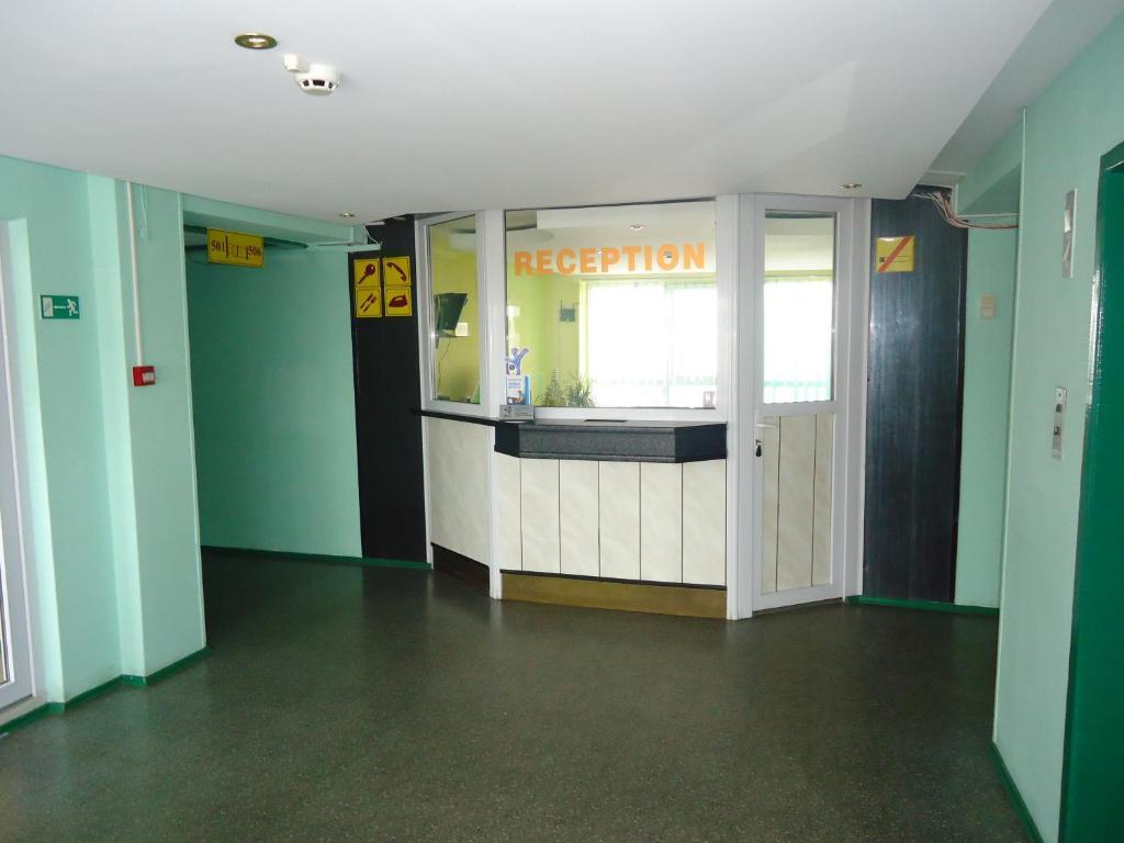 Viesbutis Jurbarkas Hotel Buitenkant foto