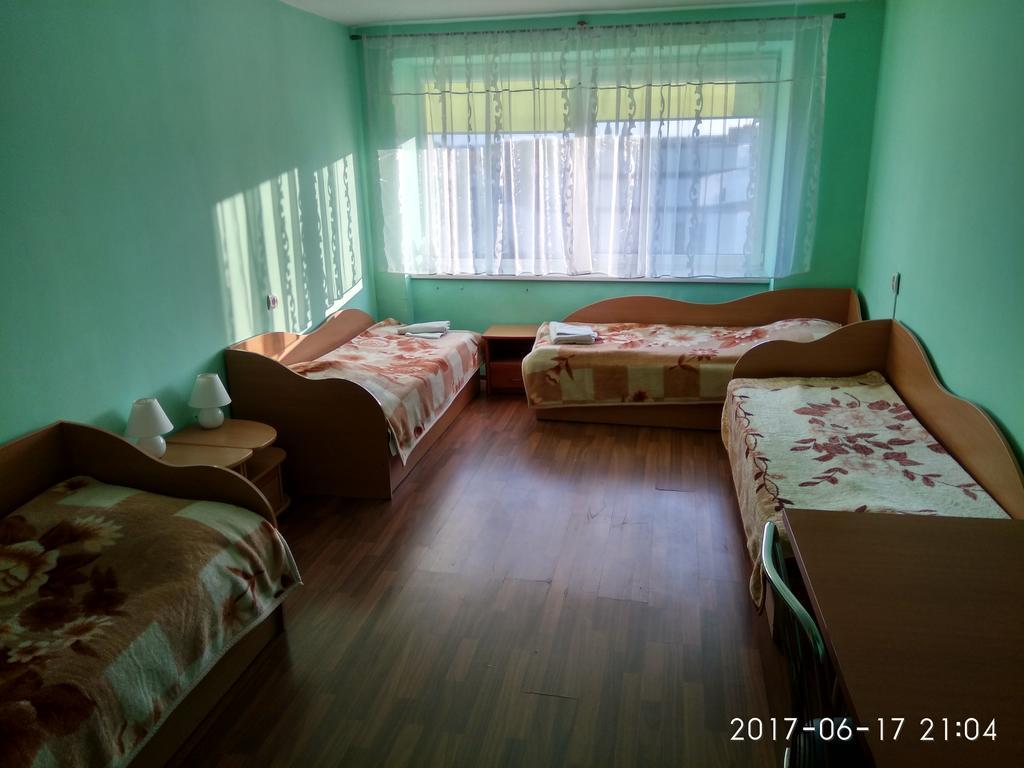 Viesbutis Jurbarkas Hotel Buitenkant foto
