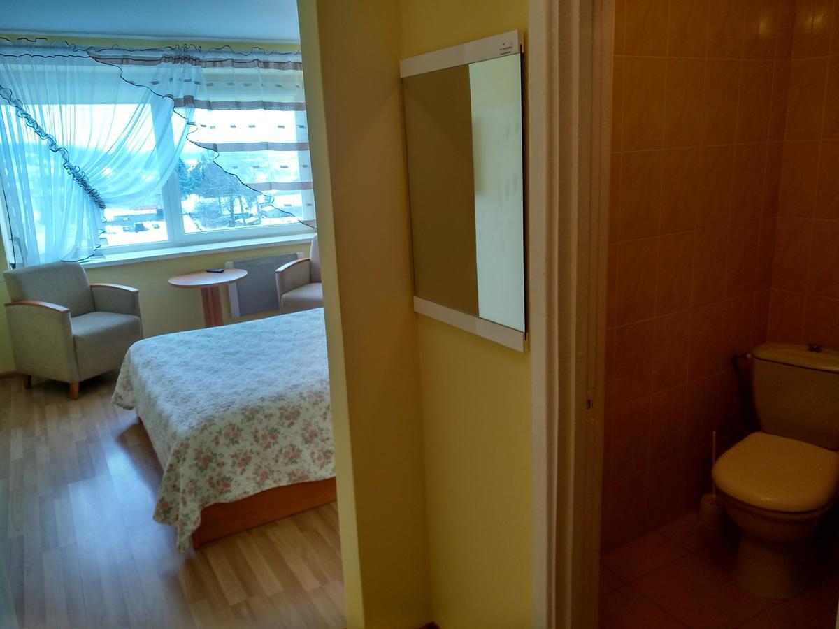 Viesbutis Jurbarkas Hotel Buitenkant foto